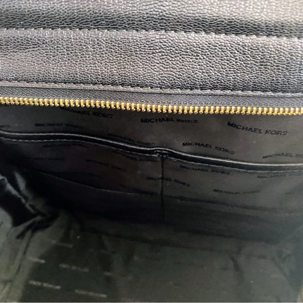 Michael Kors New Hamilton Traveler Black Handbag - Picture 8 of 10